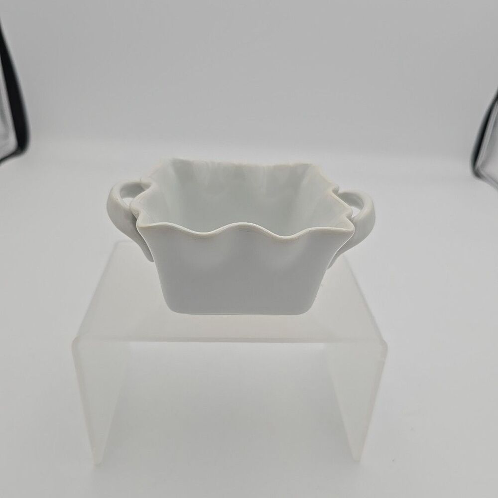 BIA Cordon Bleu Small Square Baking Dish White Scalloped Edge Oven to Table